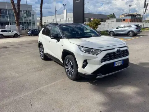 Used TOYOTA RAV4 Hybrid 2019 Ad 