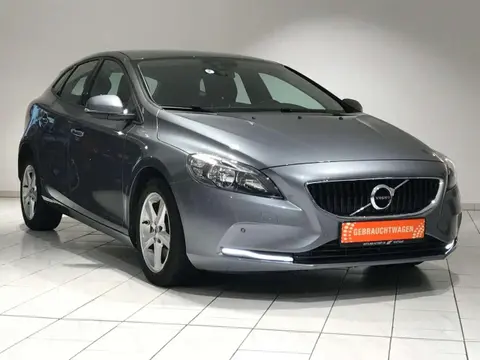 Annonce VOLVO V40 Essence 2018 d'occasion 