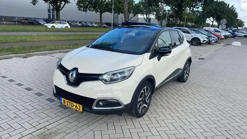 Used RENAULT CAPTUR Petrol 2015 Ad 