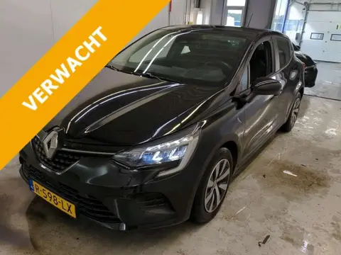 Used RENAULT CLIO Petrol 2022 Ad 