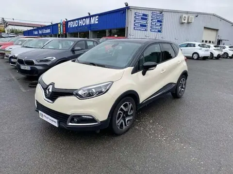 Used RENAULT CAPTUR Petrol 2015 Ad 