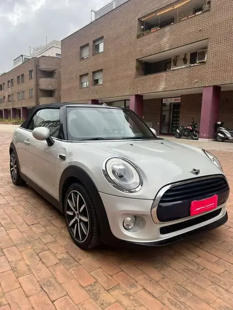 Used MINI COOPER Hybrid 2017 Ad 