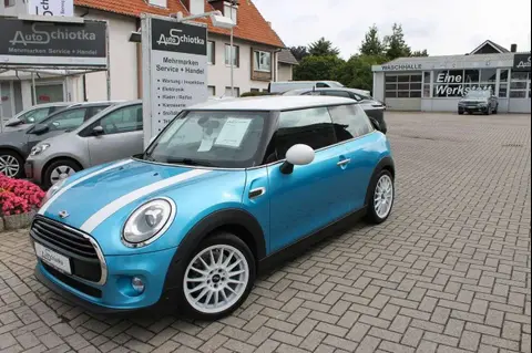 Used MINI COOPER Petrol 2015 Ad 