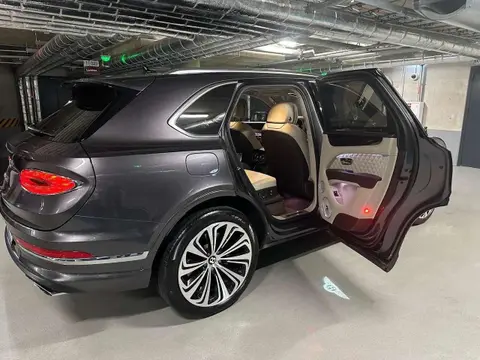 Used BENTLEY BENTAYGA Petrol 2021 Ad 