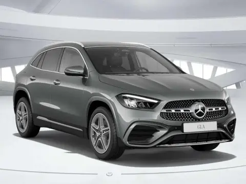 Used MERCEDES-BENZ CLASSE GLA Hybrid 2024 Ad 