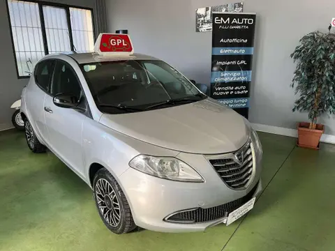 Annonce LANCIA YPSILON GPL 2015 d'occasion 