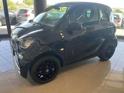 Annonce SMART FORTWO Essence 2017 d'occasion 