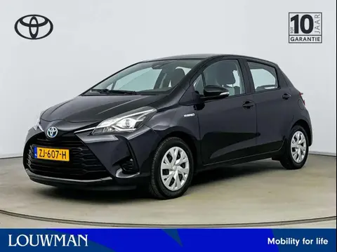 Used TOYOTA YARIS Hybrid 2019 Ad 