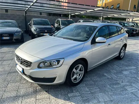 Annonce VOLVO V60 Diesel 2018 d'occasion 