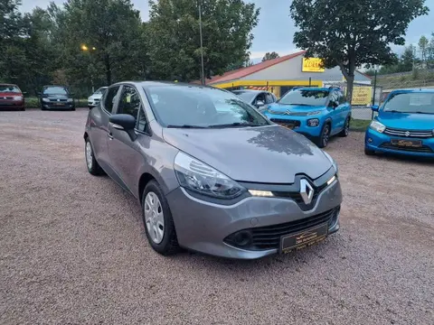 Used RENAULT CLIO Petrol 2015 Ad 