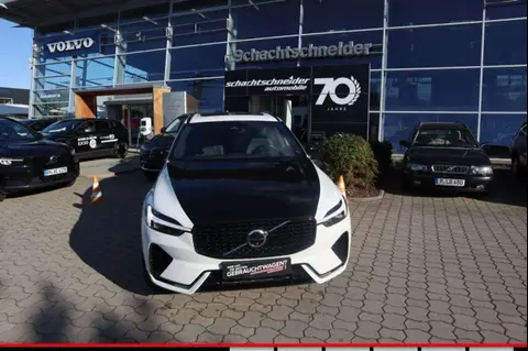 Used VOLVO XC60 Hybrid 2021 Ad 