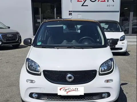 Annonce SMART FORFOUR Essence 2016 d'occasion 