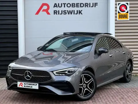 Used MERCEDES-BENZ CLASSE CLA Hybrid 2023 Ad 