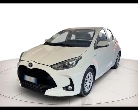 Used TOYOTA YARIS Hybrid 2021 Ad 