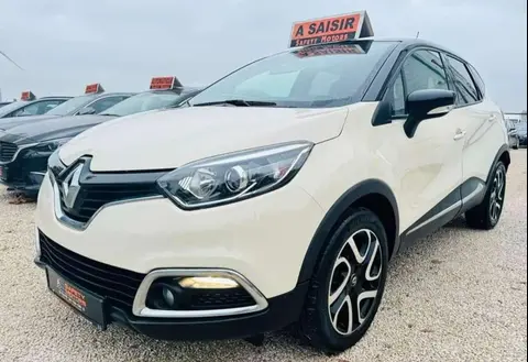 Used RENAULT CAPTUR Petrol 2017 Ad 