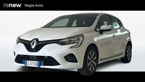 Used RENAULT CLIO Hybrid 2021 Ad 