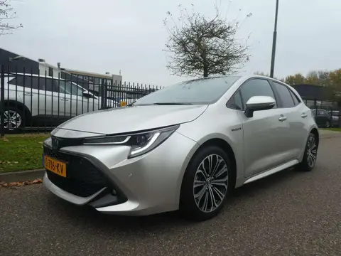 Used TOYOTA COROLLA Hybrid 2019 Ad 