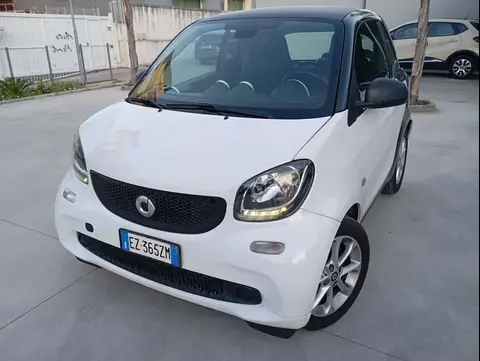 Used SMART FORTWO Petrol 2015 Ad 