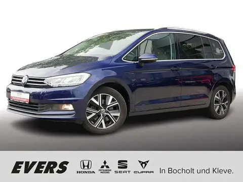 Used VOLKSWAGEN TOURAN Petrol 2020 Ad 