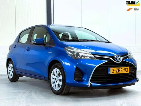 Used TOYOTA YARIS Hybrid 2014 Ad 