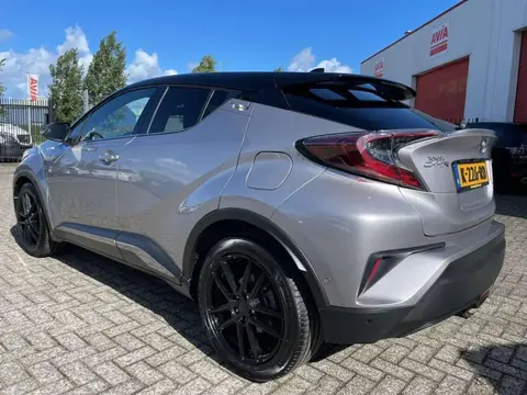 Used TOYOTA C-HR Hybrid 2016 Ad 