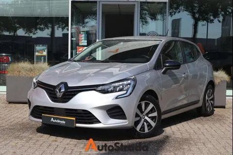 Used RENAULT CLIO Petrol 2022 Ad 