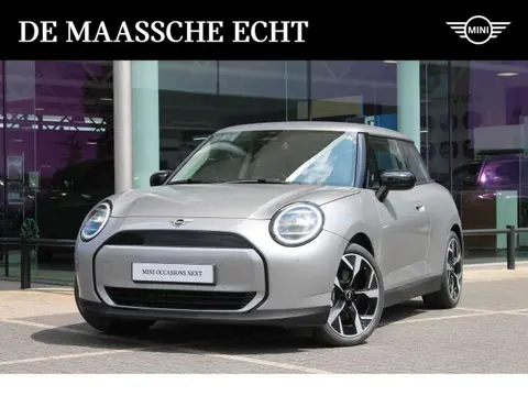 Used MINI COOPER Electric 2024 Ad 