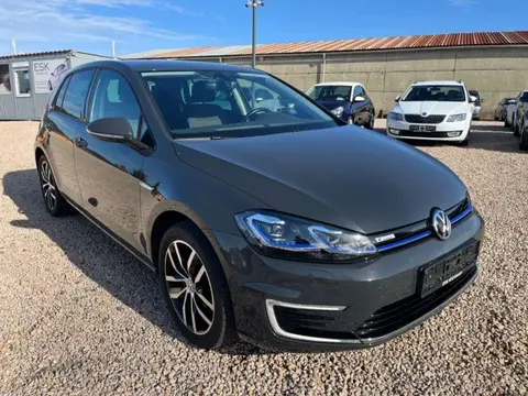 Used VOLKSWAGEN GOLF Electric 2020 Ad 