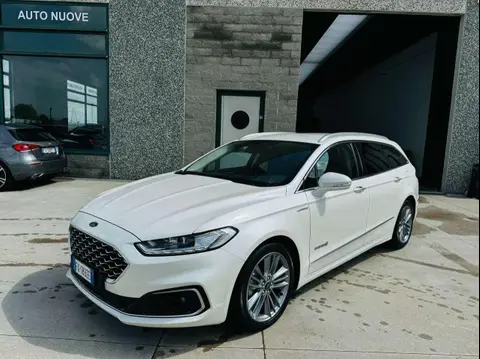 Used FORD MONDEO Hybrid 2019 Ad 