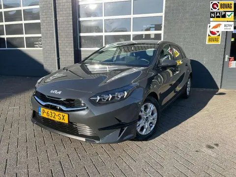 Used KIA CEED Petrol 2022 Ad 