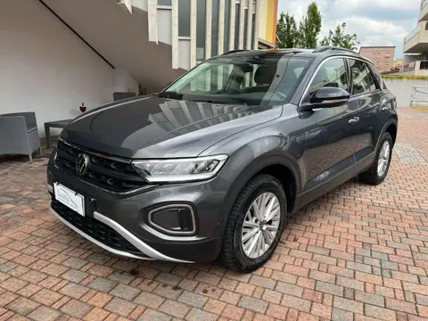 Used VOLKSWAGEN T-ROC Petrol 2022 Ad 