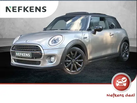 Used MINI COOPER Petrol 2018 Ad 