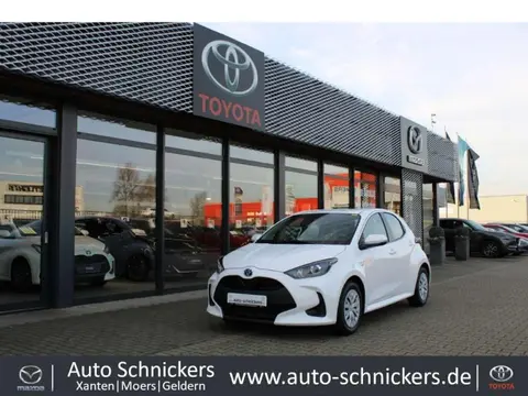 Used TOYOTA YARIS Hybrid 2022 Ad Germany