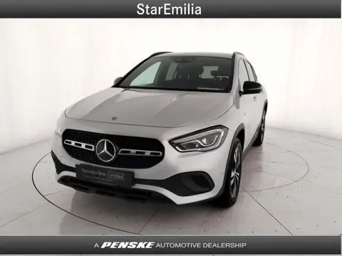 Used MERCEDES-BENZ CLASSE GLA Hybrid 2020 Ad 