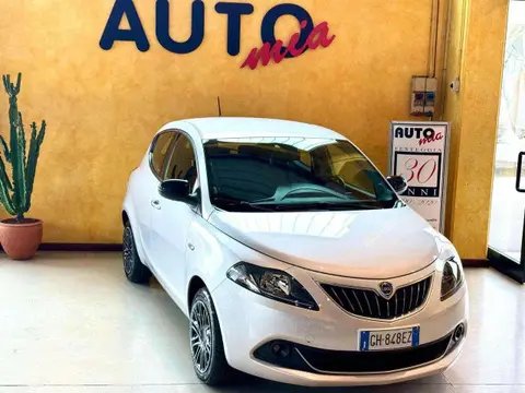 Used LANCIA YPSILON Hybrid 2022 Ad 