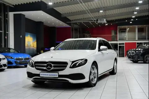 Annonce MERCEDES-BENZ CLASSE E Essence 2017 d'occasion 