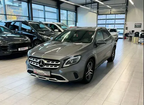 Annonce MERCEDES-BENZ CLASSE GLA Essence 2019 d'occasion 