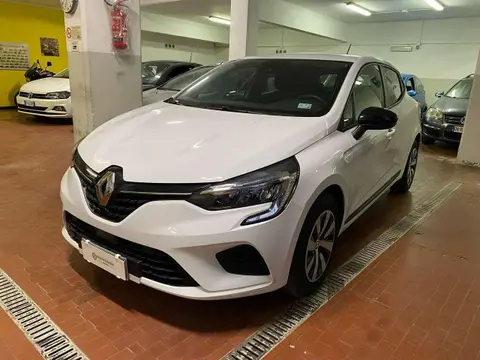 Annonce RENAULT CLIO Essence 2023 d'occasion 