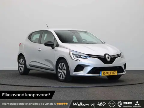 Used RENAULT CLIO Petrol 2022 Ad 