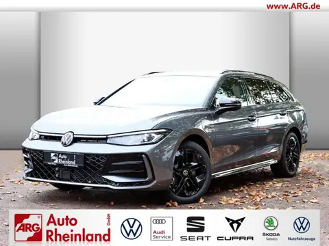 Used VOLKSWAGEN PASSAT Hybrid 2024 Ad 