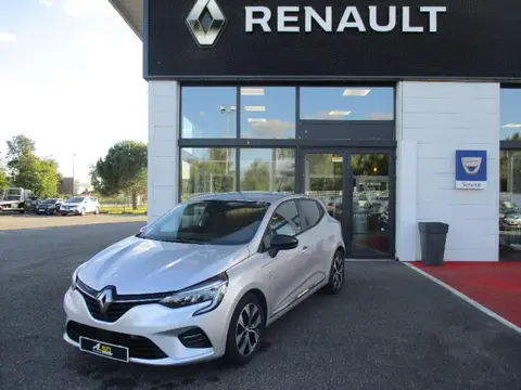 Used RENAULT CLIO Diesel 2023 Ad 