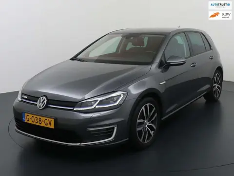 Used VOLKSWAGEN GOLF Electric 2019 Ad 