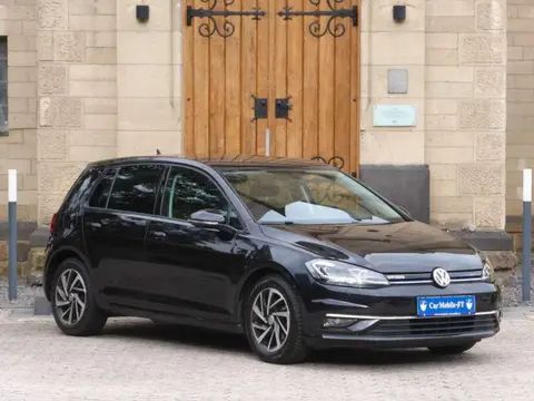 Used VOLKSWAGEN GOLF Petrol 2018 Ad 