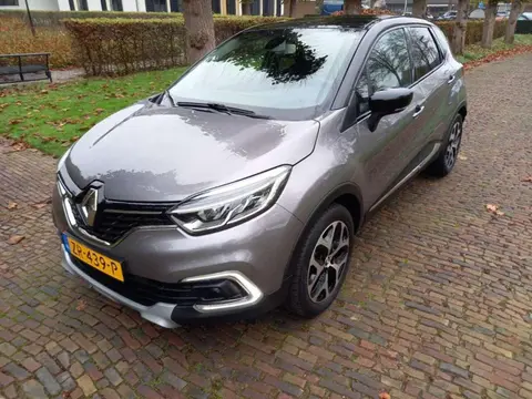 Used RENAULT CAPTUR Petrol 2019 Ad 