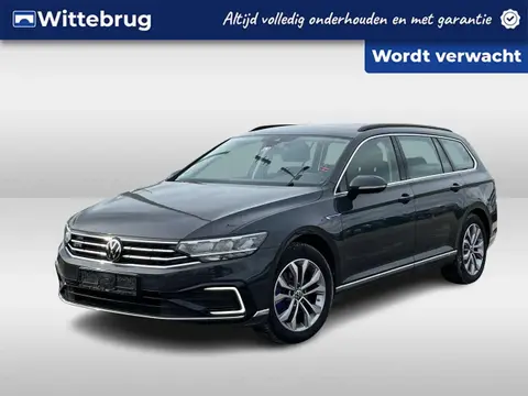 Used VOLKSWAGEN PASSAT Hybrid 2021 Ad 