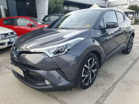 Used TOYOTA C-HR Hybrid 2018 Ad 