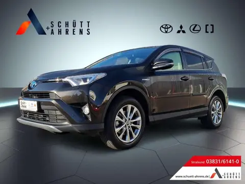 Used TOYOTA RAV4 Hybrid 2018 Ad Germany