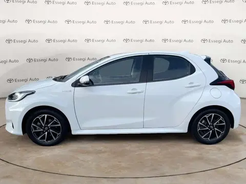 Used TOYOTA YARIS Hybrid 2020 Ad 