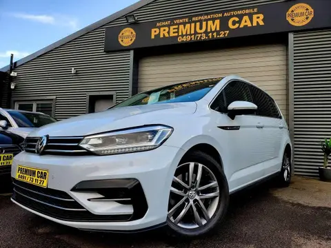 Used VOLKSWAGEN TOURAN Petrol 2018 Ad 