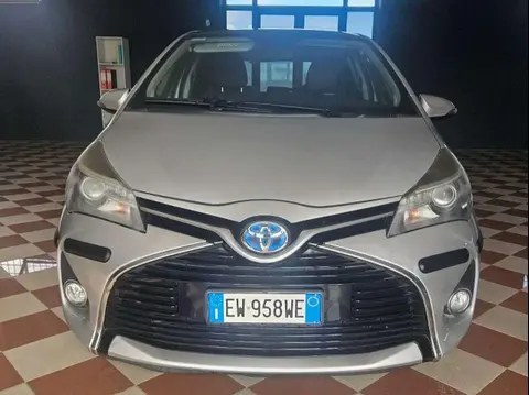 Used TOYOTA YARIS Hybrid 2014 Ad 